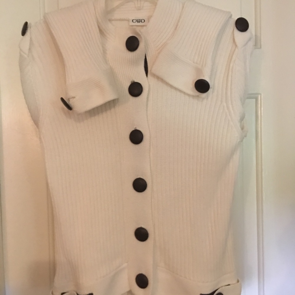 Cato sweater